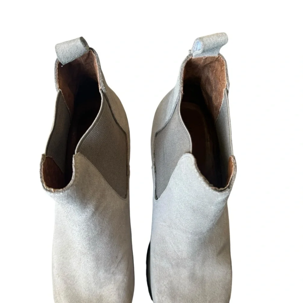 Jeffrey Campbell - Grey Suede Platform Boots Sz 7